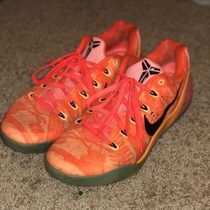 Kobe 9 Low Basketball Shoe